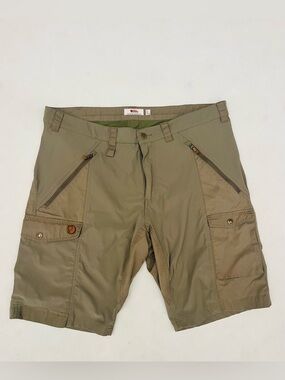 FJALL RAVEN Abisko Shorts Mens US 38-39 EU 56 green Tan Outdoor Hiking